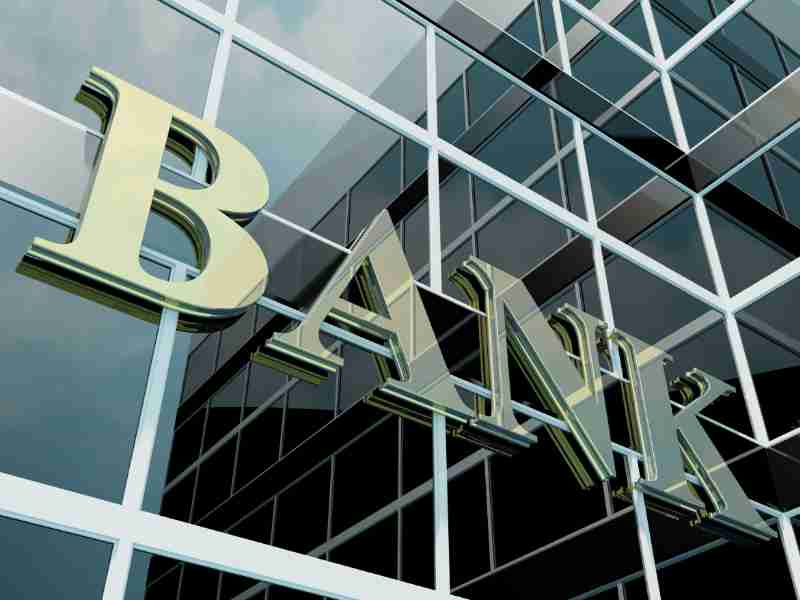 Cómo denunciar un banco | Finanzas 24